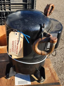 Carlyle Carrier A/C Compressor 6A49M-149 4130004708566 A4524-7402-2  [P0S2] - Picture 1 of 20