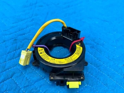 Cable de resorte de reloj de volante Toyota Land Cruiser RX300 LX470 1998-2005 FABRICANTE DE EQUIPOS ORIGINALES Foto 1 de 4