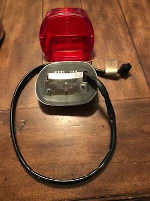 Harley Davidson Softail 2000 luz trasera y arnés Foto 1 de 3