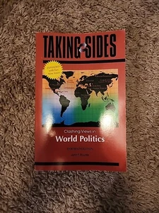 Taking Sides Ser.: Clashing Views in World Politics, Expanded Ser.: Taking Sides - Imagen 1 de 2