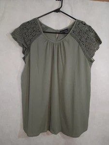 Alison Andrews Bluse mit Häkelärmeln Grün M - Bild 1 von 8