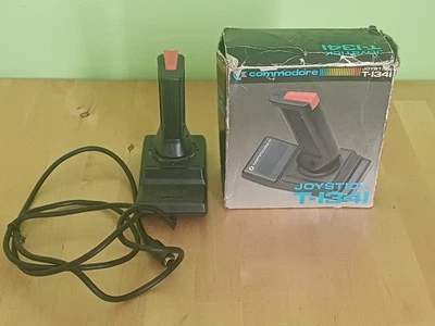 Joystick Commodore Model T-1341 (boxed) per Commodore 16 e Plus/4 - Immagine 1 di 4