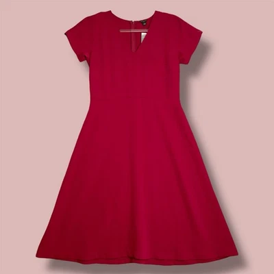 Vestido Ann Taylor Petite 6P Borgoña Línea A Mangas Cortas Cuello en V Poli Carrera Nuevo con Etiquetas Foto 1 de 4