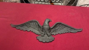 Vintage 20” Cast Metal Federal American Bald Eagle Hanging Wall Plaque - Bild 1 von 9