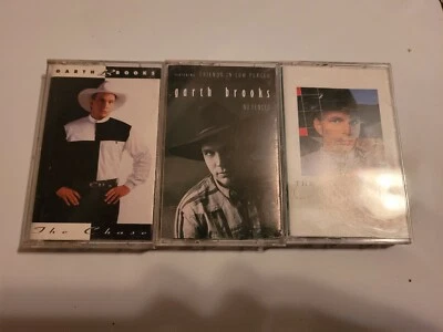Garth Brooks 3 Cassette Lot (No Fences, The Chase, The Garth Brooks Collection) - Image 1 of 4