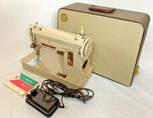 Vintage Singer 404 G13 Sewing Machine Semi Industrial and Original Carrying Case - Picture 1 of 12