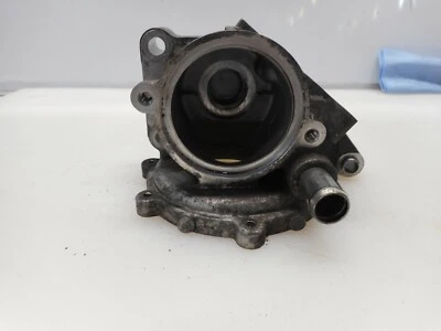 Volvo XC90 2005 carcasa de bomba de agua  Foto 1 de 4