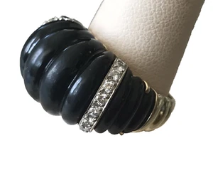 Geschnitzter schwarzer Onyx Diamanten 14 Karat Gelbgold Diamant Ring 7 - Bild 1 von 11