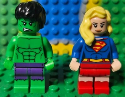 LEGO Hulk & Supergirl minifigures DC Marvel Superheroes ex-keyrings vgc - Image 1 of 2