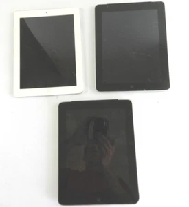 Lot (3) Apple iPad A1396 A1337 White Silver 64GB 16GB Bluetooth Tablet Notebook - Picture 1 of 10