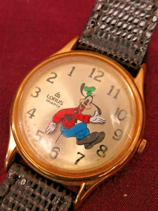 Vintage Lorus Quarz Disney GOOFY bewegliche Arme goldfarbene Uhr V516-6A00 - Bild 1 von 8