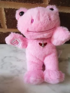 Build-A-Bear Mini Beans Pink Frog 7" -Medal Moth Charm Necklace - Picture 1 of 4