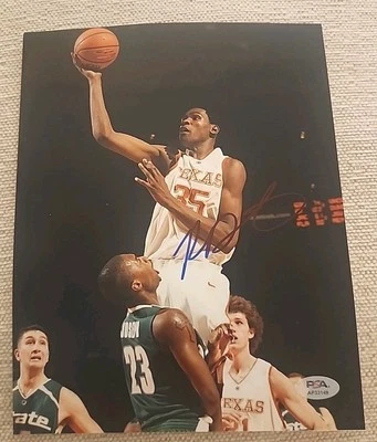 KEVIN DURANT SIGNED 8X10 PHOTO TEXAS OKC SUNS PSA/DNA AUTHENTICATED #AP33149 - Image 1 of 2