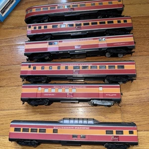 6 Southern Pacific Daylight Cars HO 2954, 2395, 6599, 6776 , 3609 & 3708 EUC - Picture 1 of 4