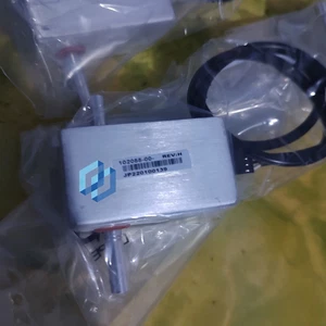 102055-00 Flow Sensor Brand NEW - Picture 1 of 3