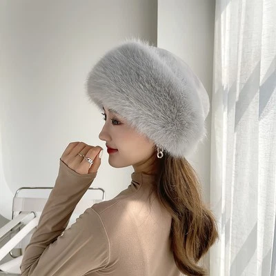 Moda Para mujeres Peludo Invierno Imitación Piel de Zorro Ala Imitación Piel Sombrero Boinas Cálido Gorra Foto 1 de 4