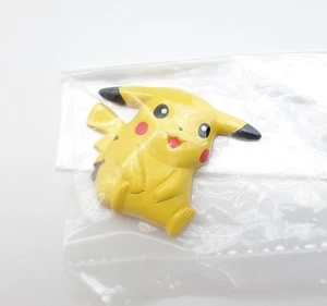 Pokemon Pikachu 1" fridge magnet figure Japan gacha - Picture 1 of 1