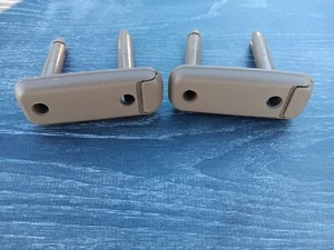 06-08 Honda Pilot 2nd Row Brown Headrest Guide Sleeves Set Of 2 - Picture 1 of 5