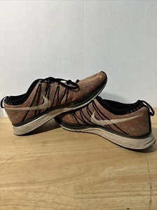 Herren Nike Flyknit Trainer University rot, grün, blau Mix Farbe Größe 11. Gebraucht. - Bild 1 von 7