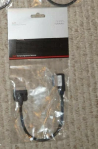 GENUINE AUDI ADAPTER FOR IPOD MUSIC INTERFACE 4F0 051 510K NEW - Foto 1 di 5