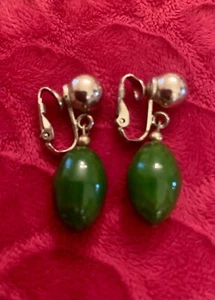VTG Signed BERGERE Green Dangle clip-on Earrings 1.5” Art Deco Simulated Jade - Picture 1 of 6