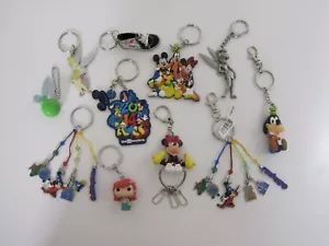 Menge 11 Disney World Tinkerbell Goofy Little Mermaid Minnie Mouse Schlüsselanhänger - Bild 1 von 7