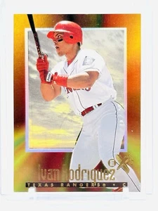 1997 Skybox E-X2000 #47 Acetate Holo Foil Ivan Rodriguez - Picture 1 of 2