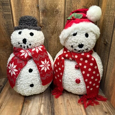 JUEGO DE 2 ALMOHADAS MUÑECO DE NIEVE POTTERY BARN ARCHIE & ARLENE ~ 14" X 8" ~ MARFIL, MULTI Foto 1 de 4