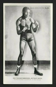 1940 - 1970 Boxing News Photos #22 SUGAR RAY ROBINSON Welterweight Champ - VG-EX - Picture 1 of 2