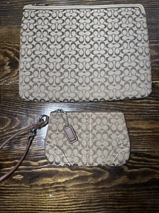 Coach Signature Tablet Ipad Sleeve Khaki Metallic Wristlet Brown Leather - Picture 1 of 2