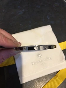 Genuine Nomination. PRETTY BANGLE. PAVED HEARTS. HINGED. SIZE LARGE - Picture 1 of 8