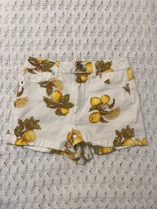 Forever 21 Lemon Women’s Shorts 26 inches Waist - Picture 1 of 4