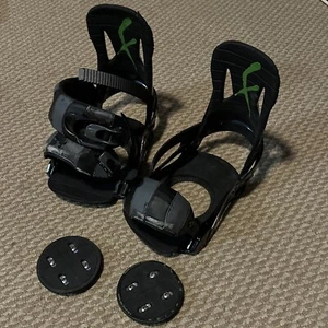 Forum Republic Snowboard Bindings With Discs Black Grey And Green ! Read - Picture 1 of 10