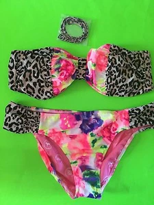 NWOT VICTORIA'S SECRET PINK FLORAL LEOPARD SWIMSUIT MEDIUM BANDEAU BIKINI STRAPS - Picture 1 of 2