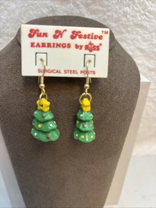 Russ Berrie & Co Christmas Tree  Wire Pierced Earrings Jewelry Festive - Picture 1 of 4