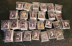 Lote a granel de 2.000 tarjetas con novatos Paul Skenes 2024 Topps Update base de béisbol - Imagen 1 de 24
