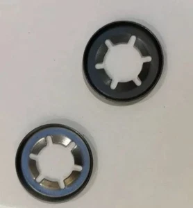 2 x Mac Allister Mower Wheel Retaining Clip On Washers For 10mm Axle FAST POST - Picture 1 of 4