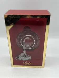 Lenox Lead Crystal Green Jewel Hat Ornament Pave Jewels Milliners Hat Vintage - Picture 1 of 11