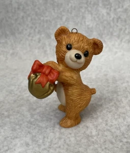 Vintage 1984 Hallmark Keepsake Ornamento Navidad Canela Oso 2do en Serie - Imagen 1 de 5