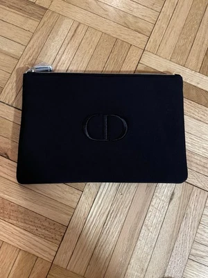 Bolso/cartera de mano de maquillaje Christian Dior negro Foto 1 de 4