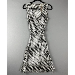 Tommy Bahama Silk Faux Wrap Dress Womens Small Midi Sleeveless Chain Print NWT - Picture 1 of 15
