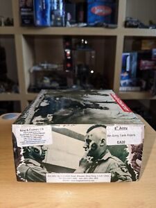 KING & COUNTRY 8TH Army- 3 SOLDIER TANK RIDERS EA30 - 1/30