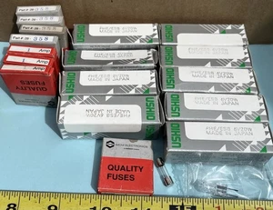 Lot of 49 pcs for Microscopes) Rpl Halogen Light Bulbs 6V 20W, & 1 Amp Fuses - Picture 1 of 6