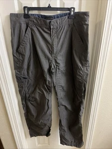 Royal Robbins Pants Standard Fit 40x32 Green Nylon Cotton Outdoor Hiking Camping - Picture 1 of 7