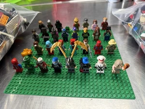 LEGO Mixed Lot 8.8 lbs 32 Minifigures Bulk Bricks Pieces Random Build Set.  # 3 - Picture 1 of 7