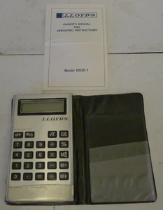 Calcolatrice LCD Lloyd's Accumatic E608-1 con custodia e manuale - vintage - FUNZIONA - Foto 1 di 8