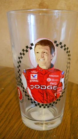 Nascar Racing - Coca Cola - Bill Elliott #9 Dodge Drinking Glass Brand New Cover