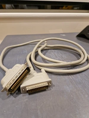 Hewlett Packard 8120-8668 Genuine HP Parallel Interface Printer Cable 1.5M Used - Image 1 of 4
