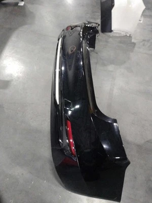 Conjunto de parachoques trasero usado se adapta a: BMW 328I SDN 2013 sin paquete aerodinámico M Foto 1 de 4