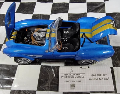 1/24 FRANKLIN MINT 1966 Blue w/ Gold Shelby COBRAS 427 S/C  B11F070 830/2500 - Image 1 of 4